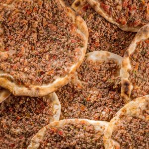 EMPANADAS ABIERTAS LAHMAYÚN